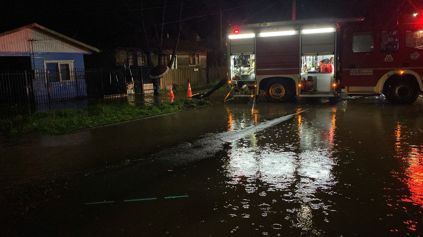 Loncoche sufre de anegamientos y cortes de caminos por el temporal que afecta la zona