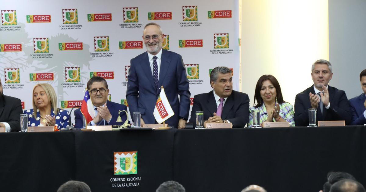 René Saffirio asume como nuevo Gobernador junto a sus 20 consejeros regionales para el periodo 2025-2029