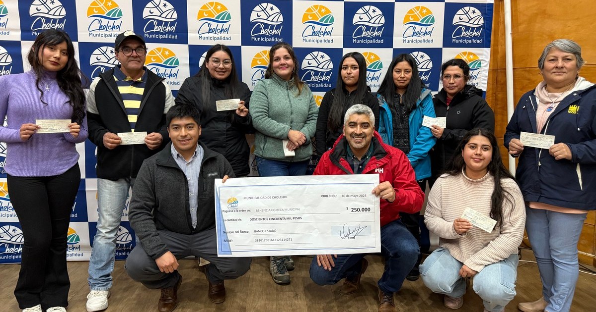 100 jóvenes de Cholchol son beneficiados con becas para sus estudios superiores