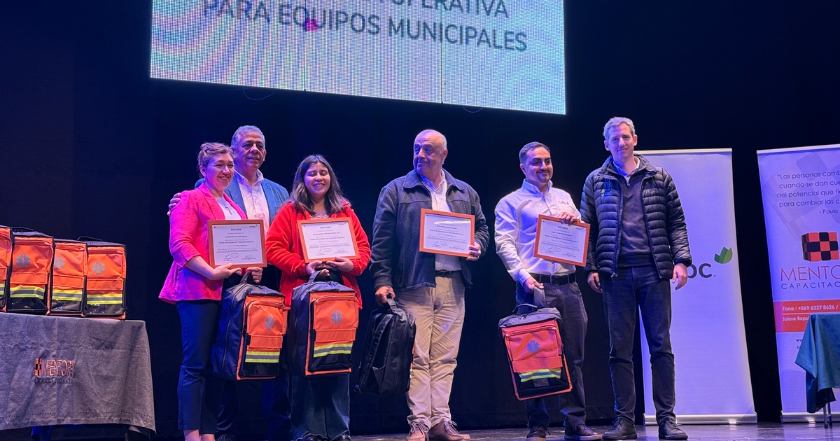 Formación para enfrentar desastres: CMPC capacita a equipos municipales de La Araucanía en gestión de emergencias