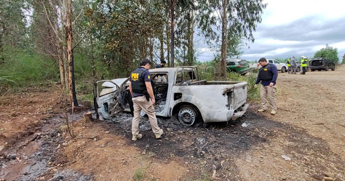 Una camioneta destruida habría dejado un nuevo ataque incendiario en La Araucanía