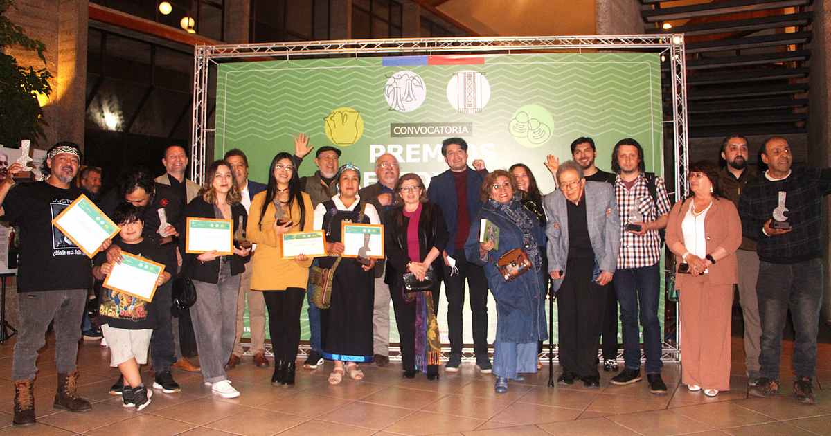 Artistas de distintos territorios de La Araucanía son reconocidos por la Seremi de las Culturas en los Premios Regionales  2025