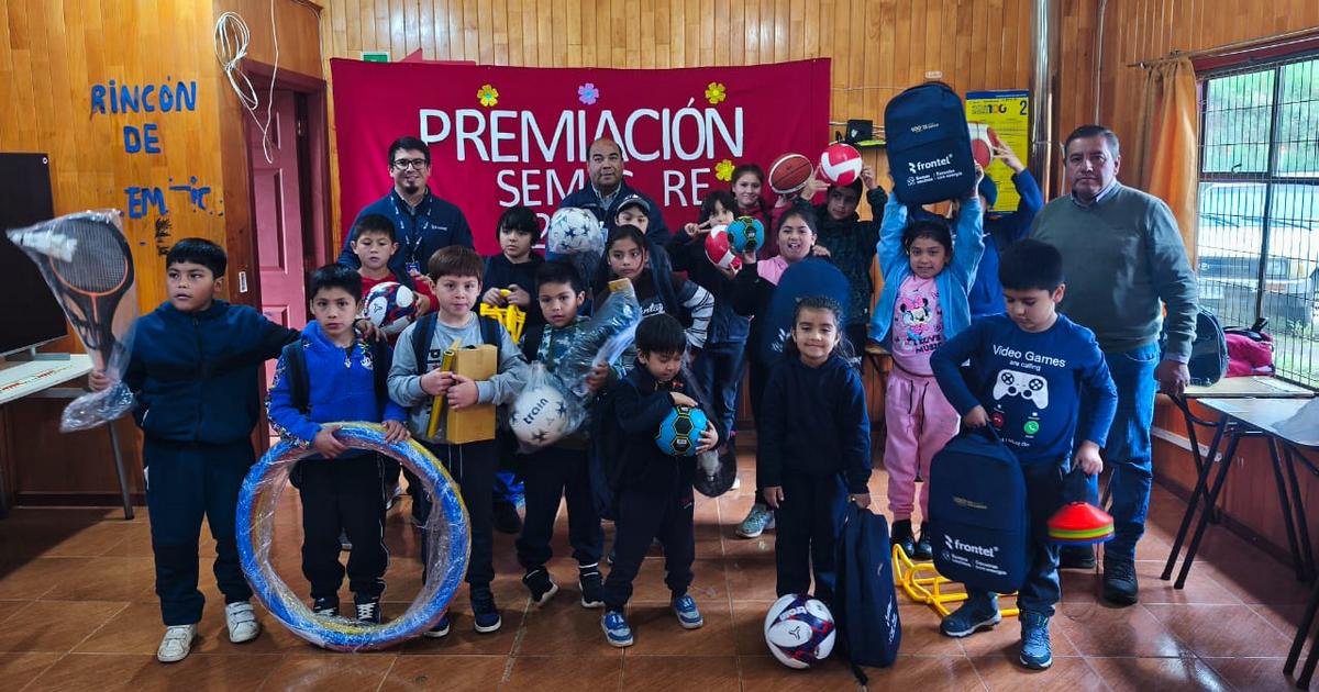 Comunidad educativa de Collipulli y Ercilla fortalece su equipamiento gracias al programa “Escuelas con Energía” de Frontel
