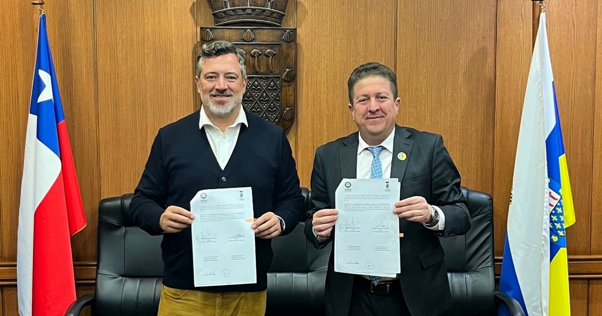 Alcaldes de Lumaco y Ñuñoa firman convenio para fortalecer turismo y promoción comunal